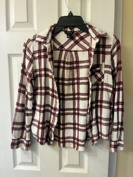 XS button up shirt - Picture 1 of 2